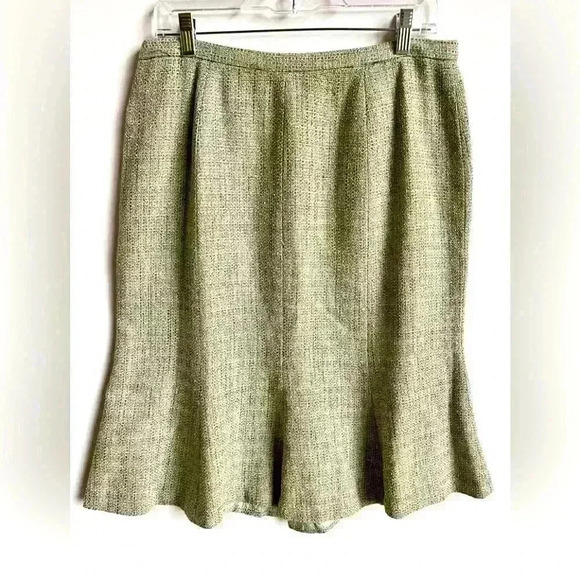 Neiman Marcus Tweed Silk Blend MIDI Flare Skirt - Picture 1 of 6